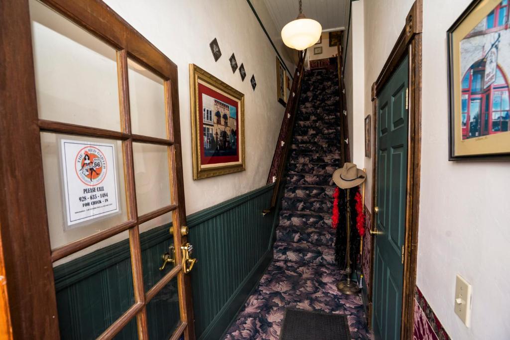 Red Garter Inn image 16